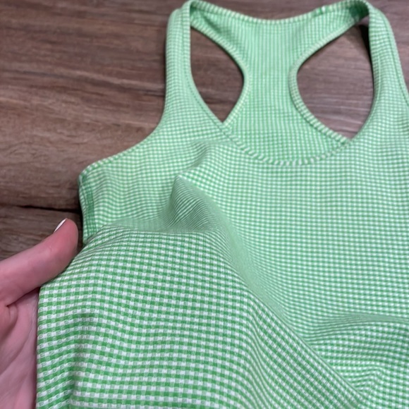 Lulu Lemon razorback tank top. - Picture 2 of 4